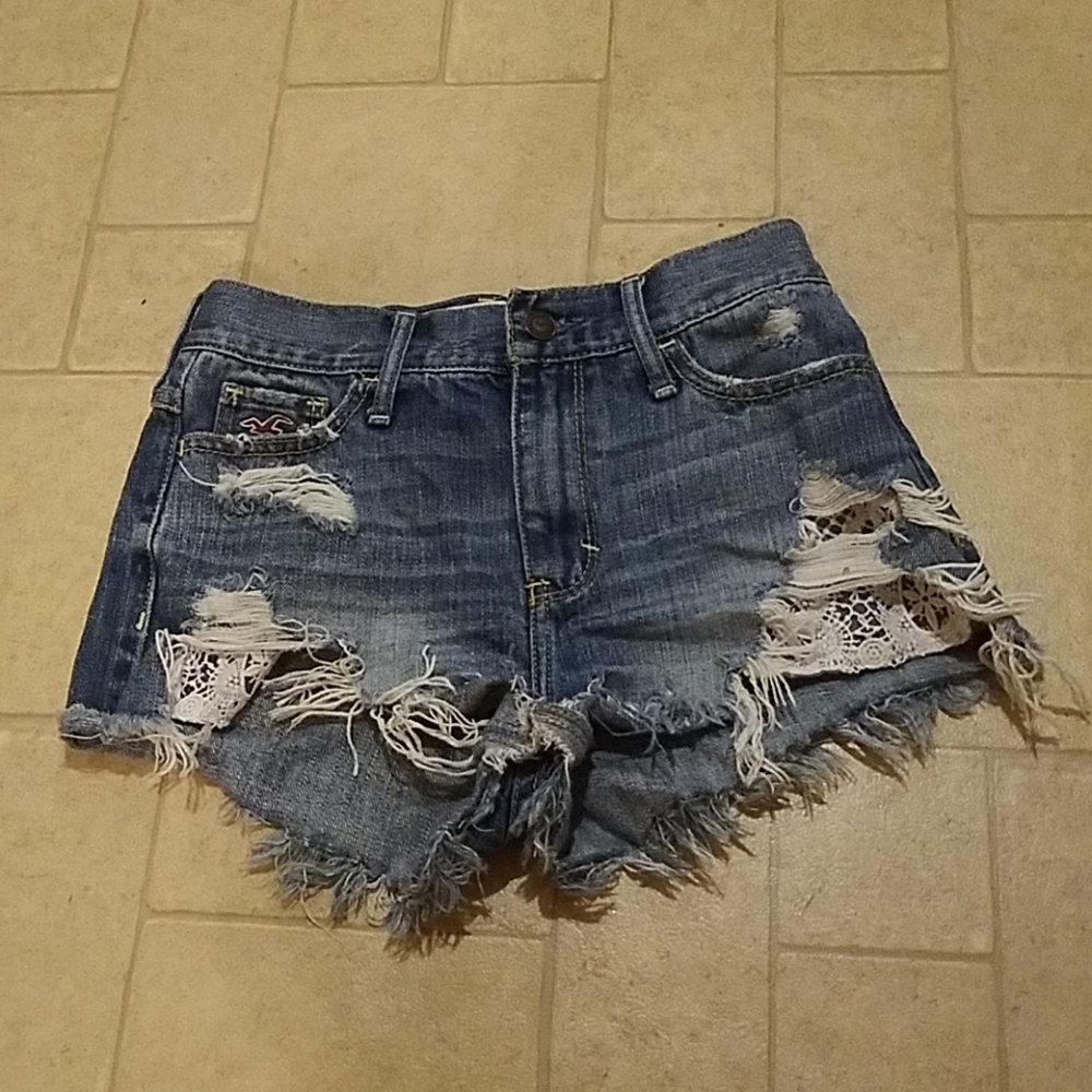 Highwaisted Cutoff Shorts